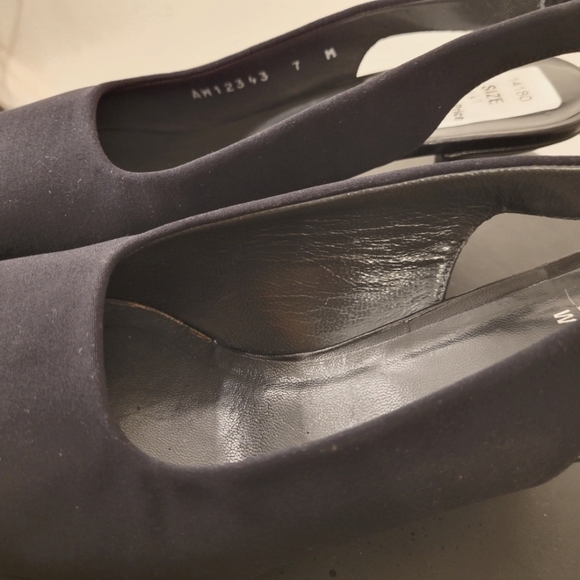 Stuart Weitzman Black Suede Open-Toe Slingback Heels Sz. 7 M - Picture 8 of 12